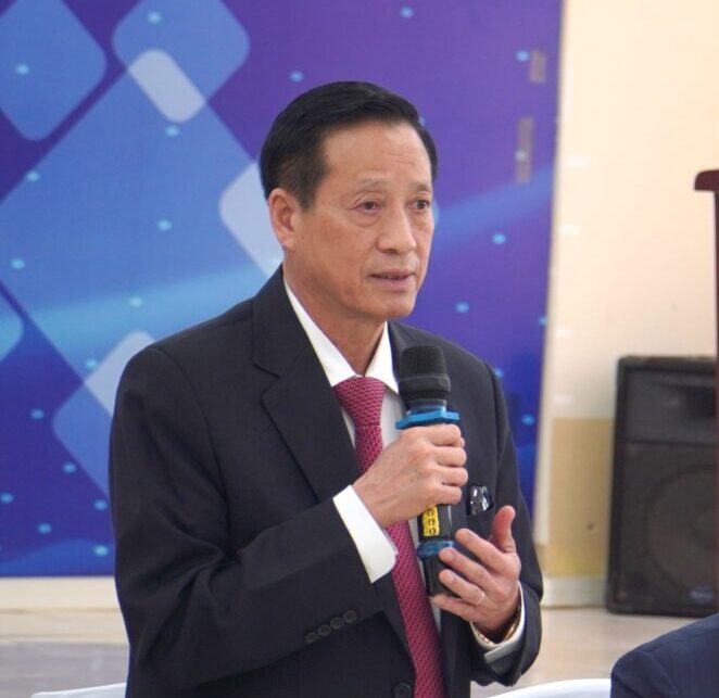 Tập đoàn Hoàn Cầu, Ngân hàng TMCP Nam Á và Tập đoàn Hoàng Gia đến thăm và làm việc với Trường Đại học Quang Trung 4 Tạp đoàn Hoàn Cầu, Ngân hàng Nam Á, Tập đoàn Hoàng Gia