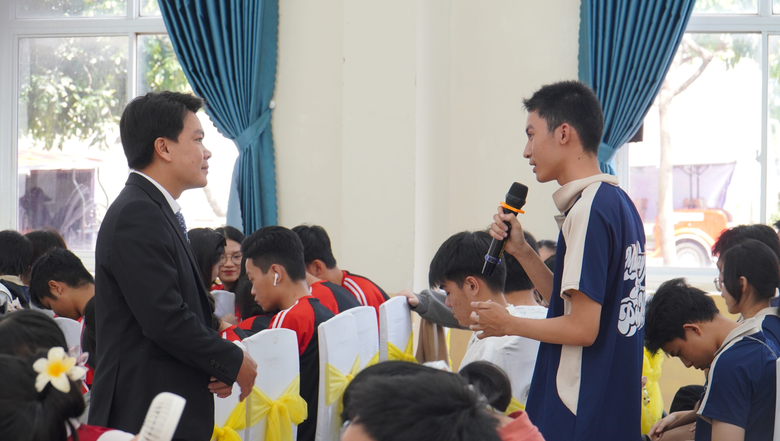 tư vấn hướng nghiệp, tham quan trường, trực quan, tuyển sinh, 