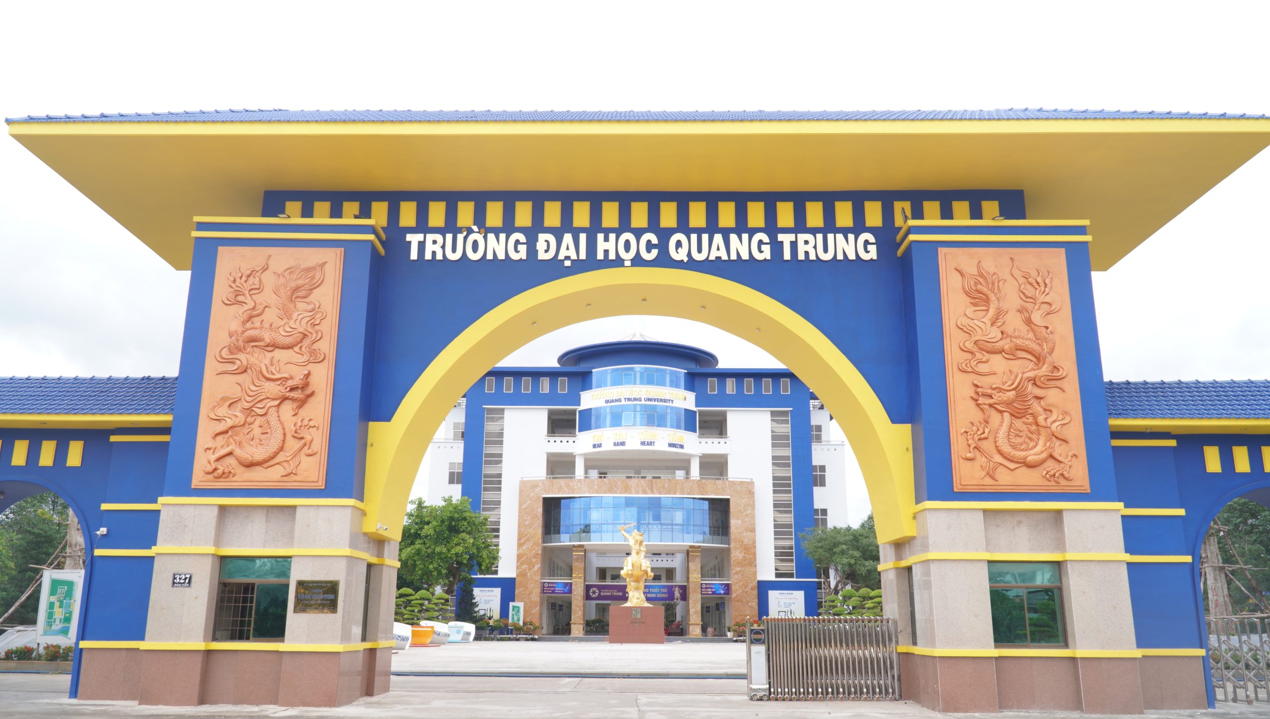 trường đại học quang trung