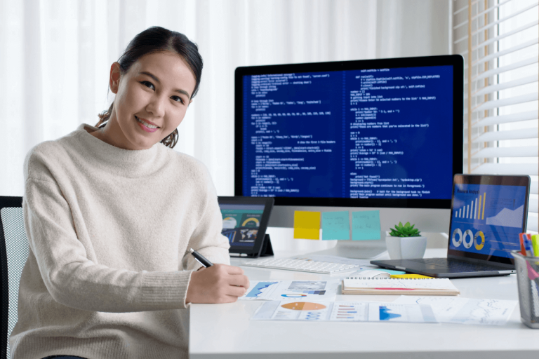 Ngành công nghệ thông tin ứng dụng 3 Nganh Cong Nghe Thong Tin Cho Con Gai