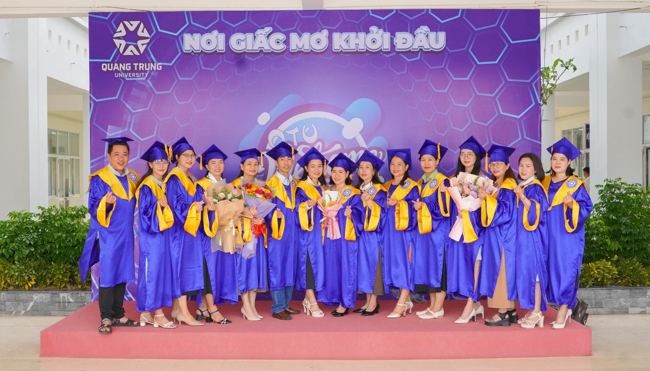 Lễ tốt nghiệp tại Trường Đại học Quang Trung 1 Dsc05327