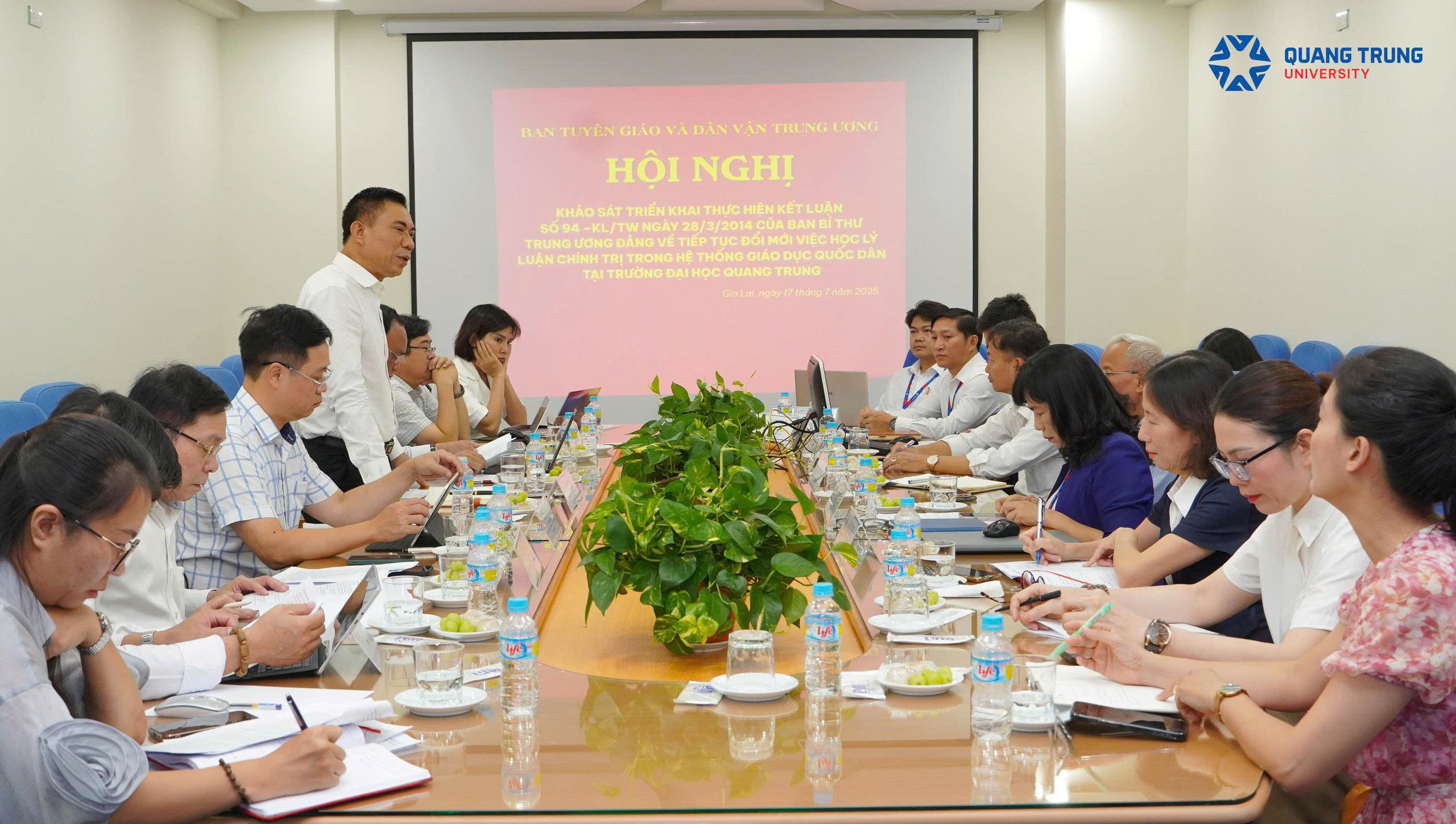 Trường Đại học Quang Trung đón tiếp Đoàn khảo sát của Ban Tuyên giáo và Dân vận Trung ương về việc triển khai Kết luận số 94-KL/TW