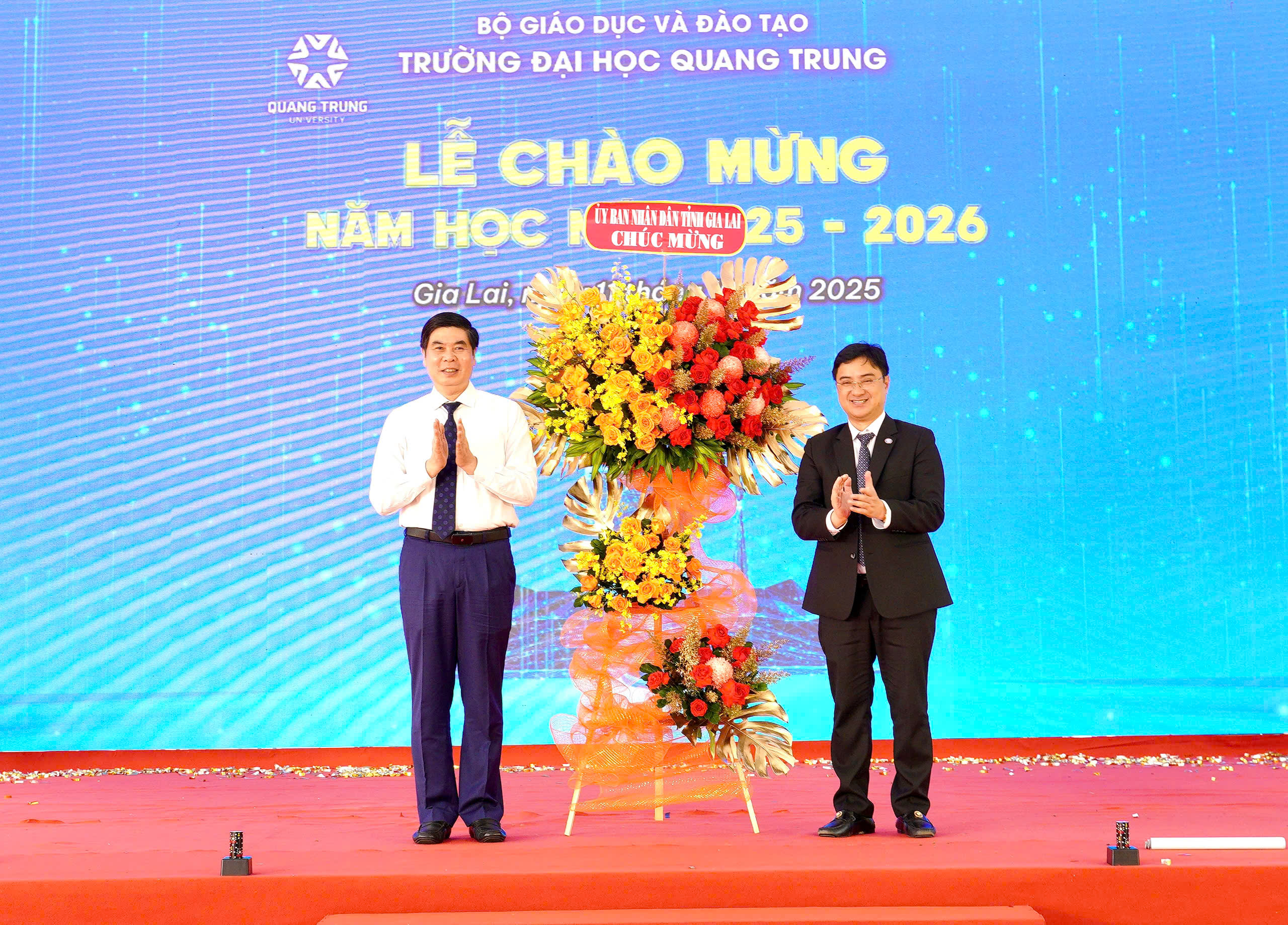 Ba cam kết của tân Hiệu trưởng Trường Đại học Quang Trung tại Lễ chào mừng năm học mới là gì? 2 885753d233a7bef9e7b6